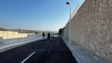 Visita oficial al vial reconstruido de Balcón de Bernia en Calp