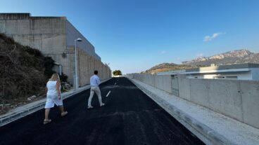 Visita a las obras finalizadas del vial de acceso a Balcón de Bernia
