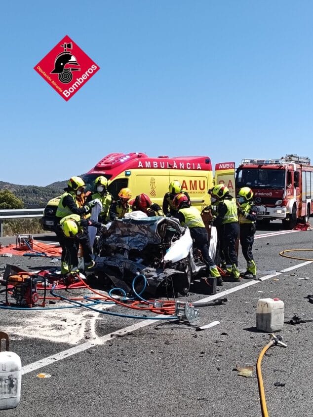 Dos personas fallecen en un grave accidente en la N-332, a su paso por Benissa 3 accidente en la n 332 1