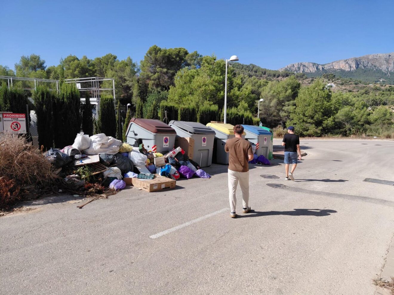 Acumulación de basura en Calp tras la huelga