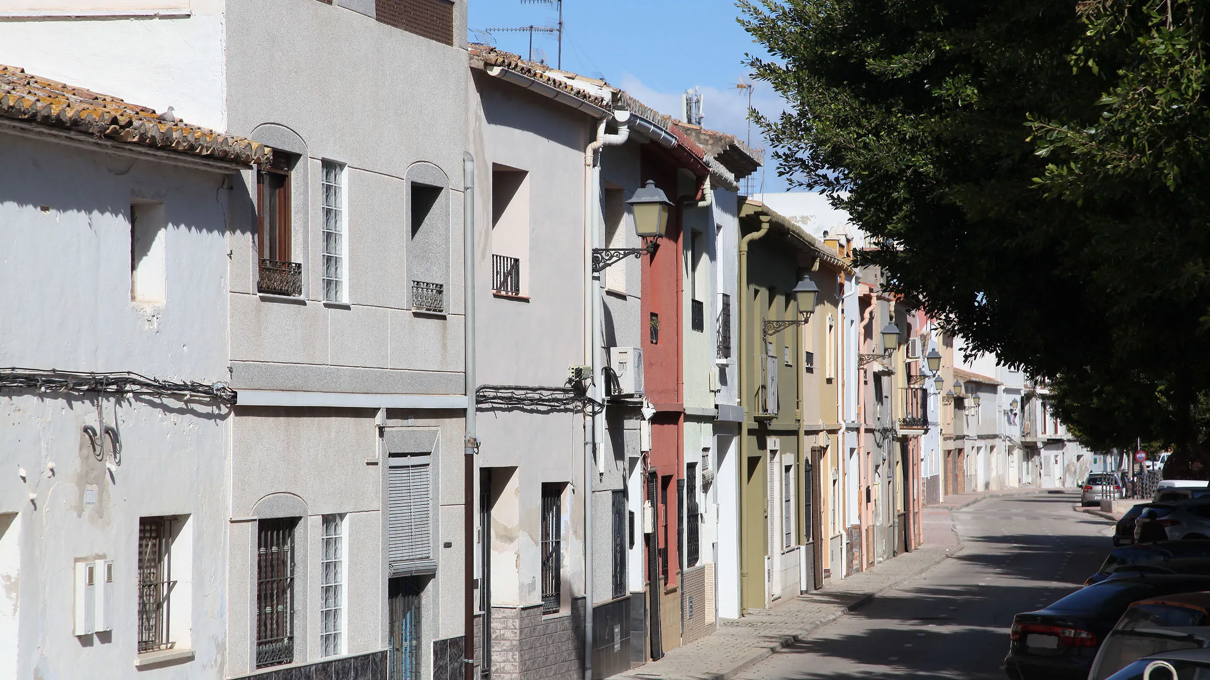 calle divina aurora en el verger archivo