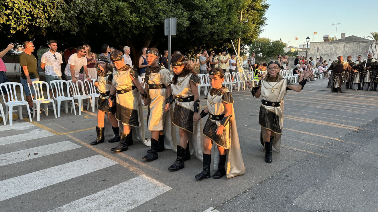 Desfile Moros y Cristianos Els Poblets 2026 37