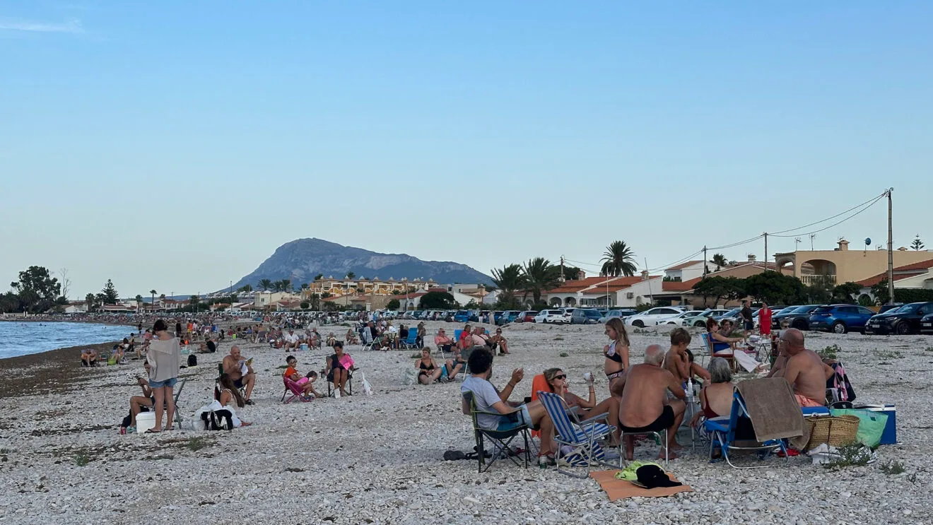 Eclipse solar desde la playa de la Almadrava  03