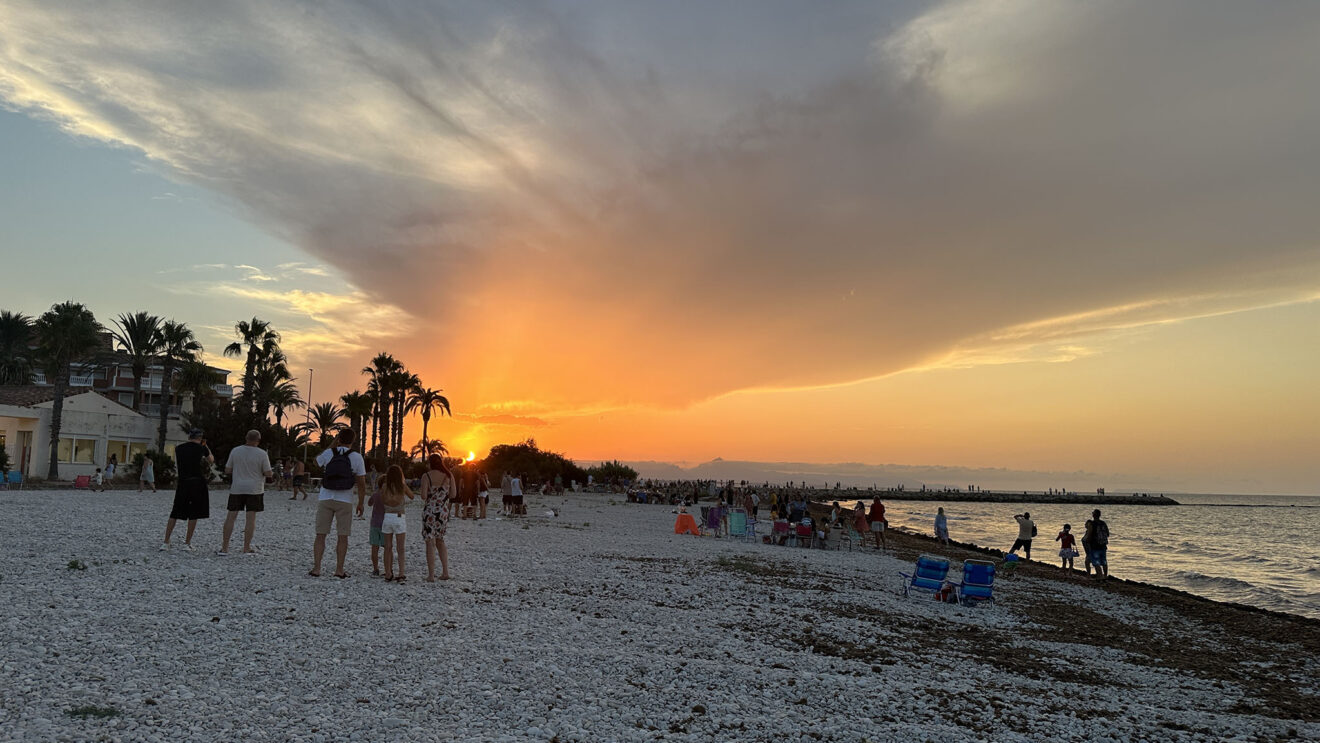 Eclipse solar desde la playa de la Almadrava  49