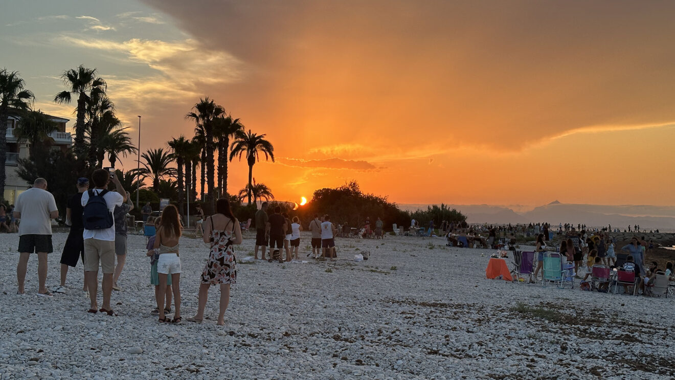 Eclipse solar desde la playa de la Almadrava  52