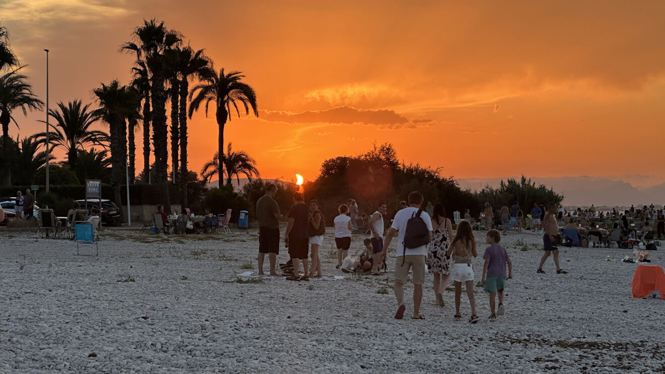 Eclipse solar desde la playa de la Almadrava  55