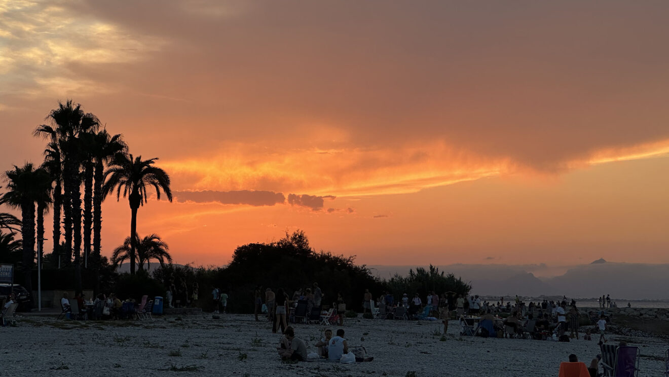 Eclipse solar desde la playa de la Almadrava  64