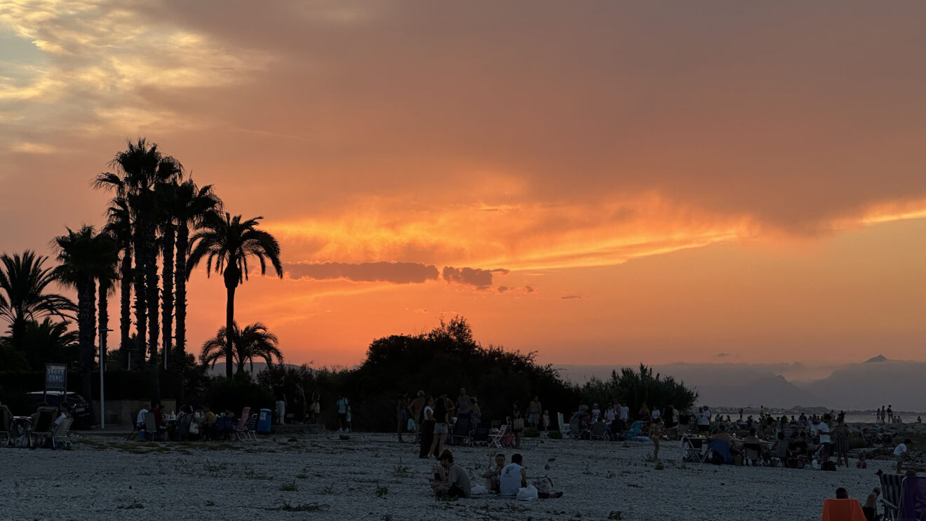 Eclipse solar desde la playa de la Almadrava  65