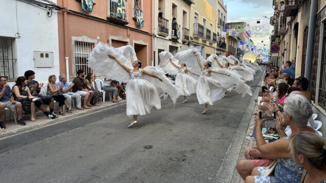 La grandeza de la fiesta venció a la lluvia en El Verger con una entrada de Moros i Cristians para el recuerdo 104 entrada de moros i cristians el verger 2026 100