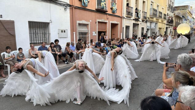 La grandeza de la fiesta venció a la lluvia en El Verger con una entrada de Moros i Cristians para el recuerdo 107 entrada de moros i cristians el verger 2026 103