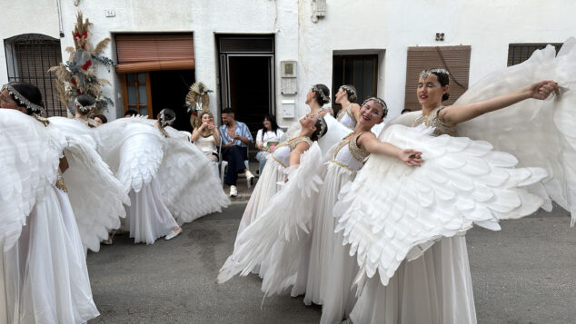 La grandeza de la fiesta venció a la lluvia en El Verger con una entrada de Moros i Cristians para el recuerdo 109 entrada de moros i cristians el verger 2026 105