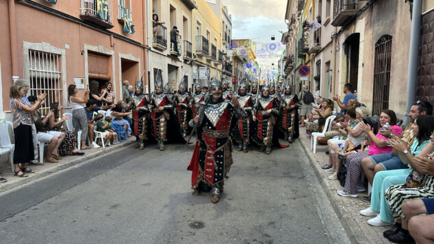 La grandeza de la fiesta venció a la lluvia en El Verger con una entrada de Moros i Cristians para el recuerdo 113 entrada de moros i cristians el verger 2026 109