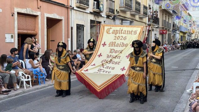 La grandeza de la fiesta venció a la lluvia en El Verger con una entrada de Moros i Cristians para el recuerdo 123 entrada de moros i cristians el verger 2026 120