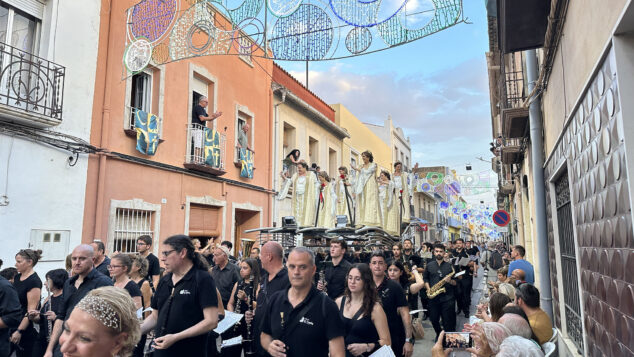 La grandeza de la fiesta venció a la lluvia en El Verger con una entrada de Moros i Cristians para el recuerdo 128 entrada de moros i cristians el verger 2026 125