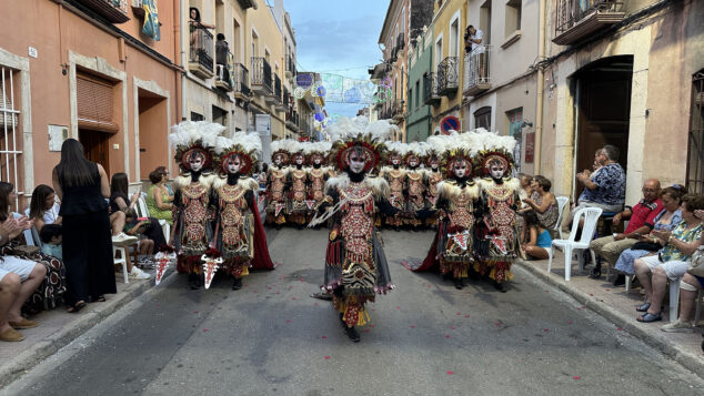 La grandeza de la fiesta venció a la lluvia en El Verger con una entrada de Moros i Cristians para el recuerdo 144 entrada de moros i cristians el verger 2026 142