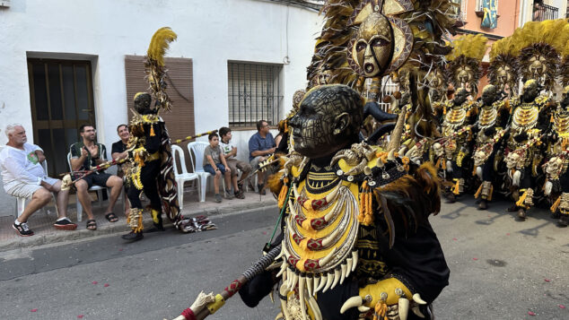 La grandeza de la fiesta venció a la lluvia en El Verger con una entrada de Moros i Cristians para el recuerdo 149 entrada de moros i cristians el verger 2026 147