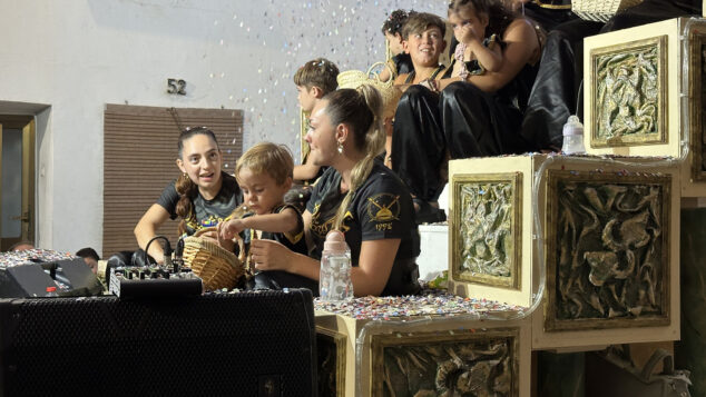 La grandeza de la fiesta venció a la lluvia en El Verger con una entrada de Moros i Cristians para el recuerdo 171 entrada de moros i cristians el verger 2026 170
