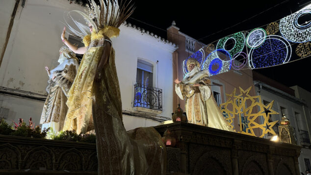 La grandeza de la fiesta venció a la lluvia en El Verger con una entrada de Moros i Cristians para el recuerdo 199 entrada de moros i cristians el verger 2026 200