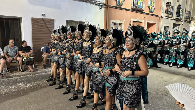 La grandeza de la fiesta venció a la lluvia en El Verger con una entrada de Moros i Cristians para el recuerdo 222 entrada de moros i cristians el verger 2026 223