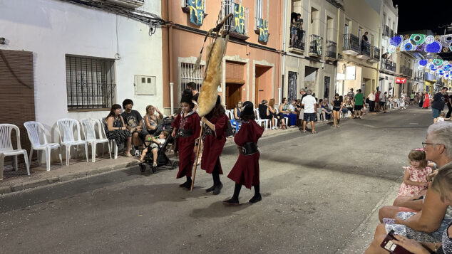 La grandeza de la fiesta venció a la lluvia en El Verger con una entrada de Moros i Cristians para el recuerdo 253 entrada de moros i cristians el verger 2026 254