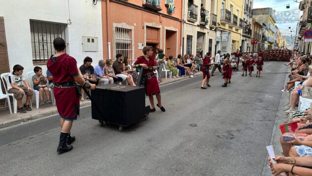 La grandeza de la fiesta venció a la lluvia en El Verger con una entrada de Moros i Cristians para el recuerdo 31 entrada de moros i cristians el verger 2026 27