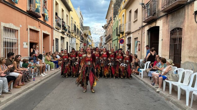 La grandeza de la fiesta venció a la lluvia en El Verger con una entrada de Moros i Cristians para el recuerdo 34 entrada de moros i cristians el verger 2026 30