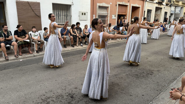 La grandeza de la fiesta venció a la lluvia en El Verger con una entrada de Moros i Cristians para el recuerdo 89 entrada de moros i cristians el verger 2026 85