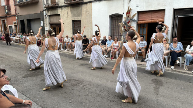 La grandeza de la fiesta venció a la lluvia en El Verger con una entrada de Moros i Cristians para el recuerdo 91 entrada de moros i cristians el verger 2026 87