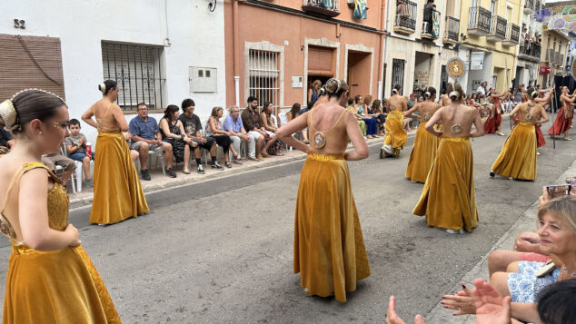 La grandeza de la fiesta venció a la lluvia en El Verger con una entrada de Moros i Cristians para el recuerdo 93 entrada de moros i cristians el verger 2026 89