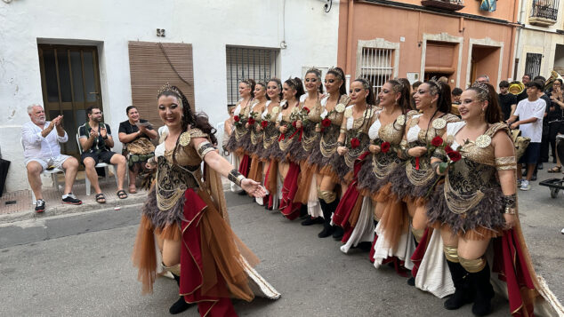 La grandeza de la fiesta venció a la lluvia en El Verger con una entrada de Moros i Cristians para el recuerdo 100 entrada de moros i cristians el verger 2026 96