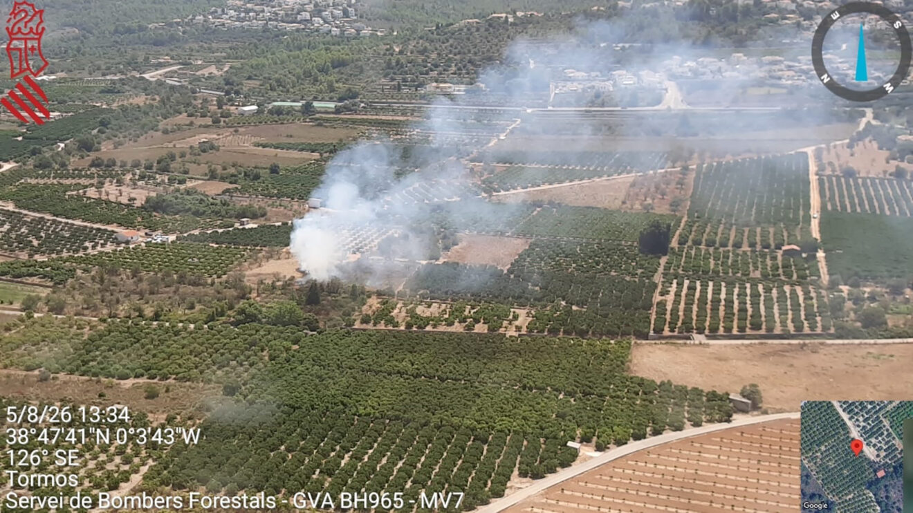Incendio de vegetación en Orba