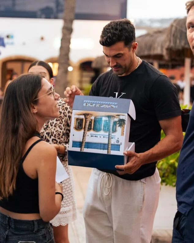 Un brindis frente al mar: la familia de Montgo da la bienvenida a la temporada 15 por todos los momentos inolvidables