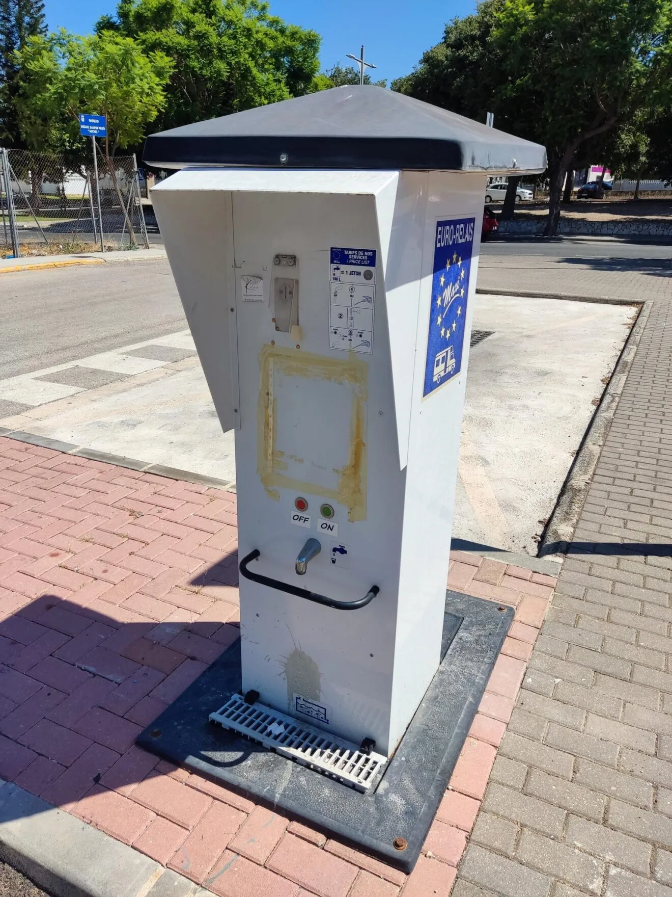 Punto de agua en el área de autocaravanas de Pego