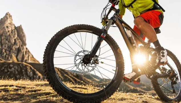 realiza una adecuada puesta a punto de tu bicicleta este verano