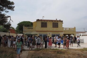 Encuentro con afectados por la ley de costas en Dénia