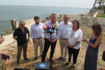 El conseller Martínez Mus informa sobre los deslindes de costa en Dénia