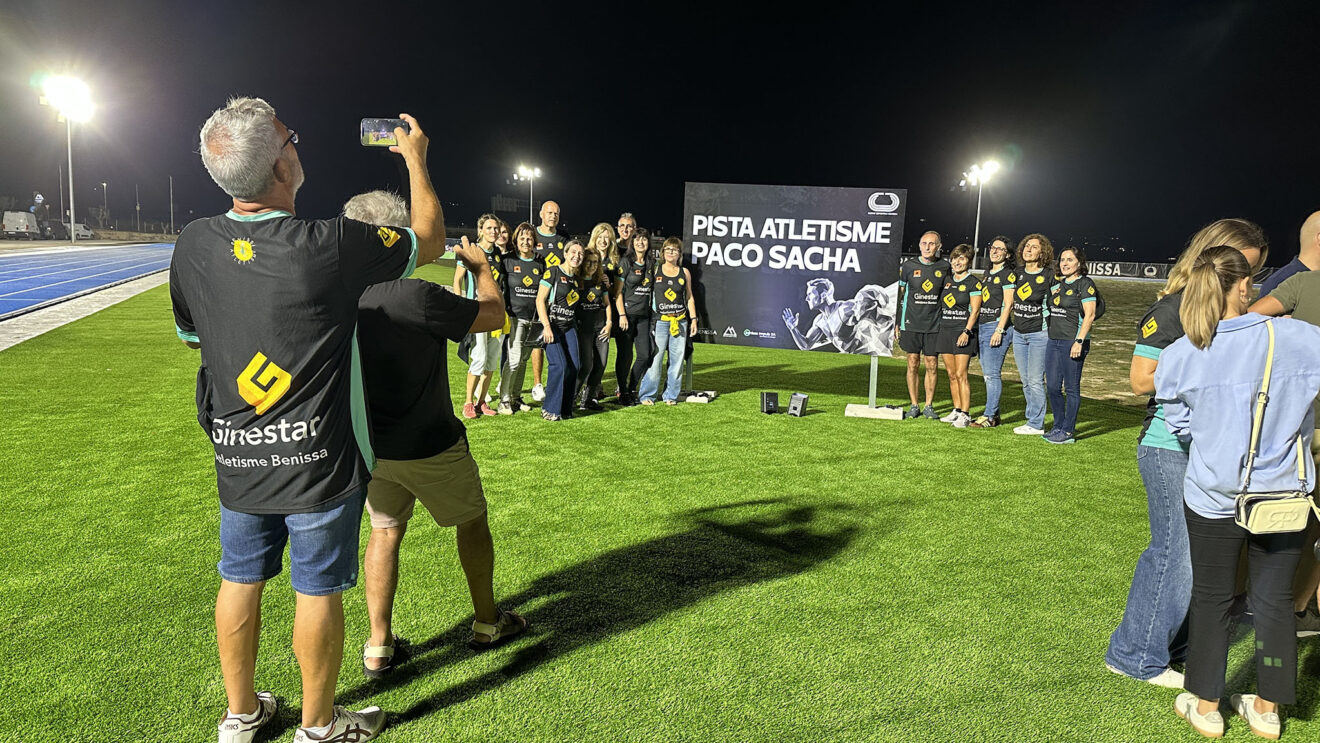 Benissa inaugura la nueva pista de atletismo Paco Sacha 103