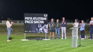 Benissa inaugura la nueva pista de atletismo Paco Sacha 63