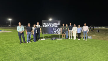 Benissa inaugura la nueva pista de atletismo Paco Sacha 98