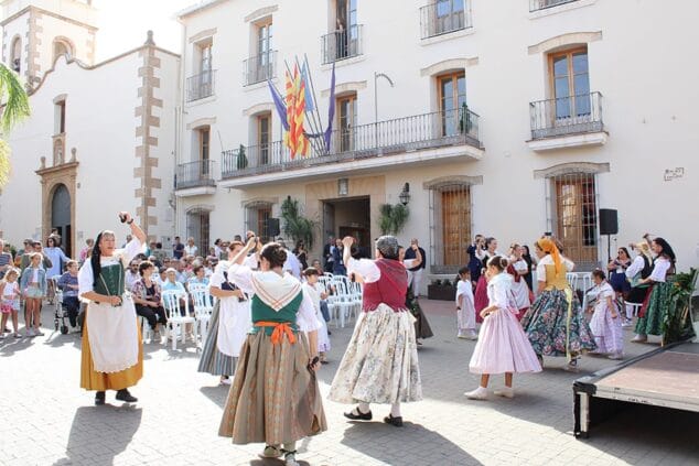 Ondara anuncia sus tres distinguidos 9 d'Octubre 2026: Josep Andreu Alemany, Antonio Torres y Sergi Mallol 4 Imagen: Celebración del 9 d'Octubre en Ondara