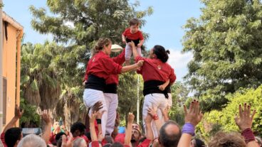 Celebración del quinto aniversario de la Muixeranga de Segària en Beniarbeig (44)