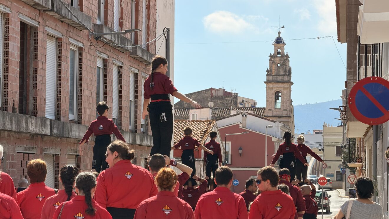 Celebración del quinto aniversario de la Muixeranga de Segària en Beniarbeig (66)