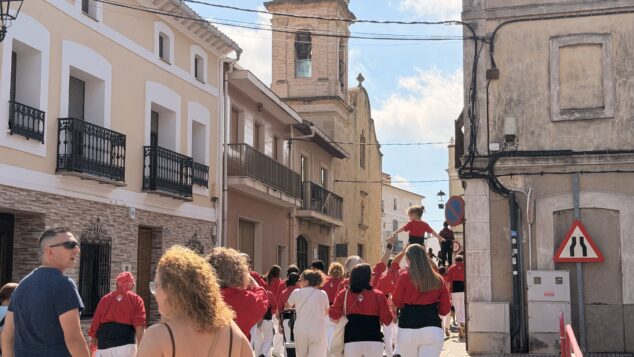 celebracion del quinto aniversario de la muixeranga de segaria en beniarbeig 74