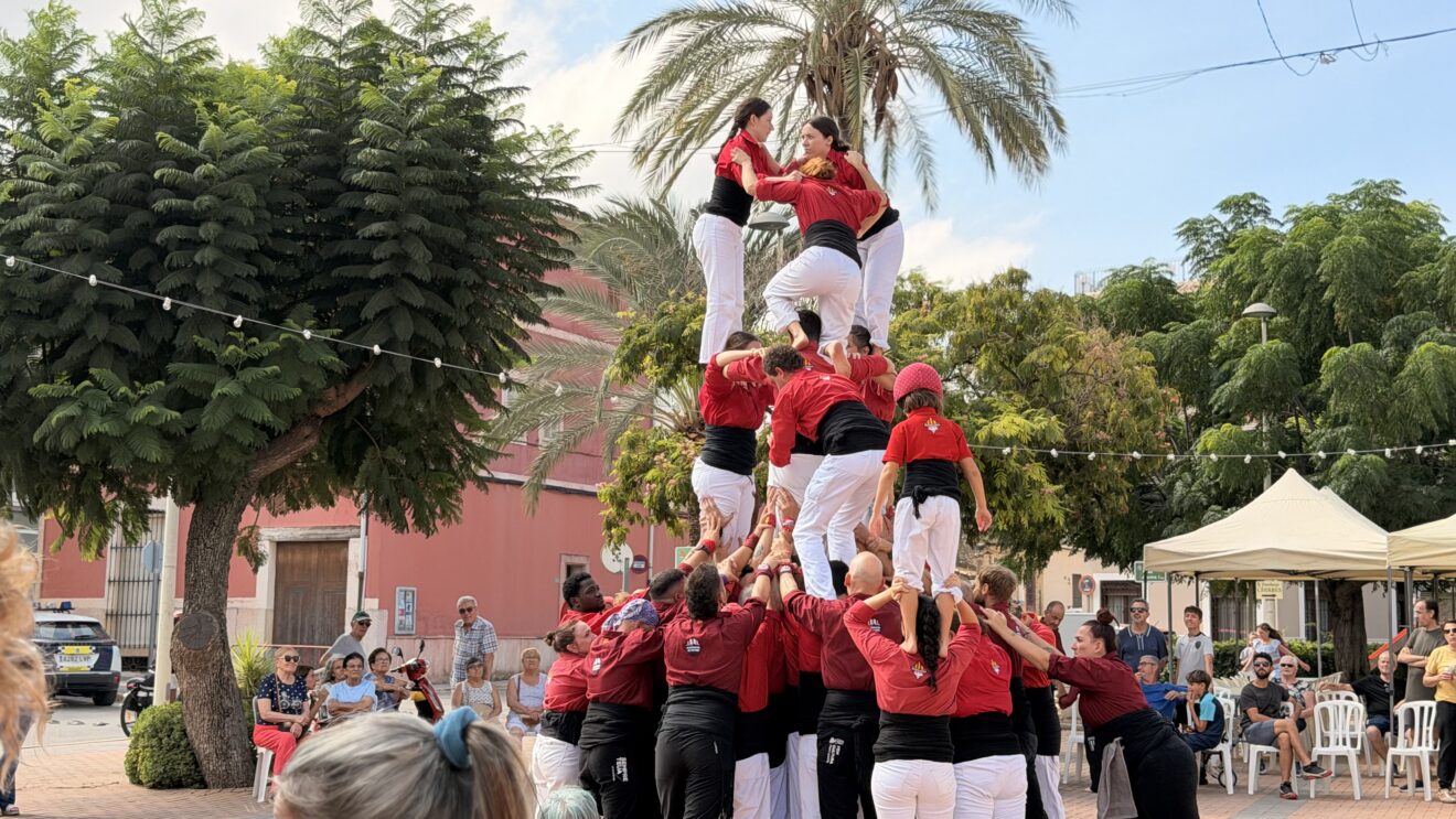 Celebración del quinto aniversario de la Muixeranga de Segària en Beniarbeig (90)