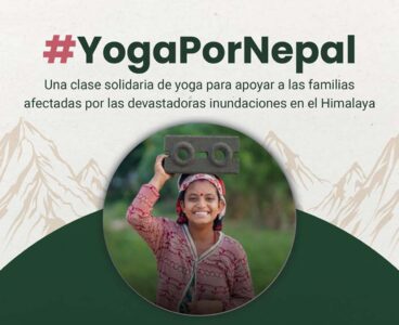 clase de yoga solidaria