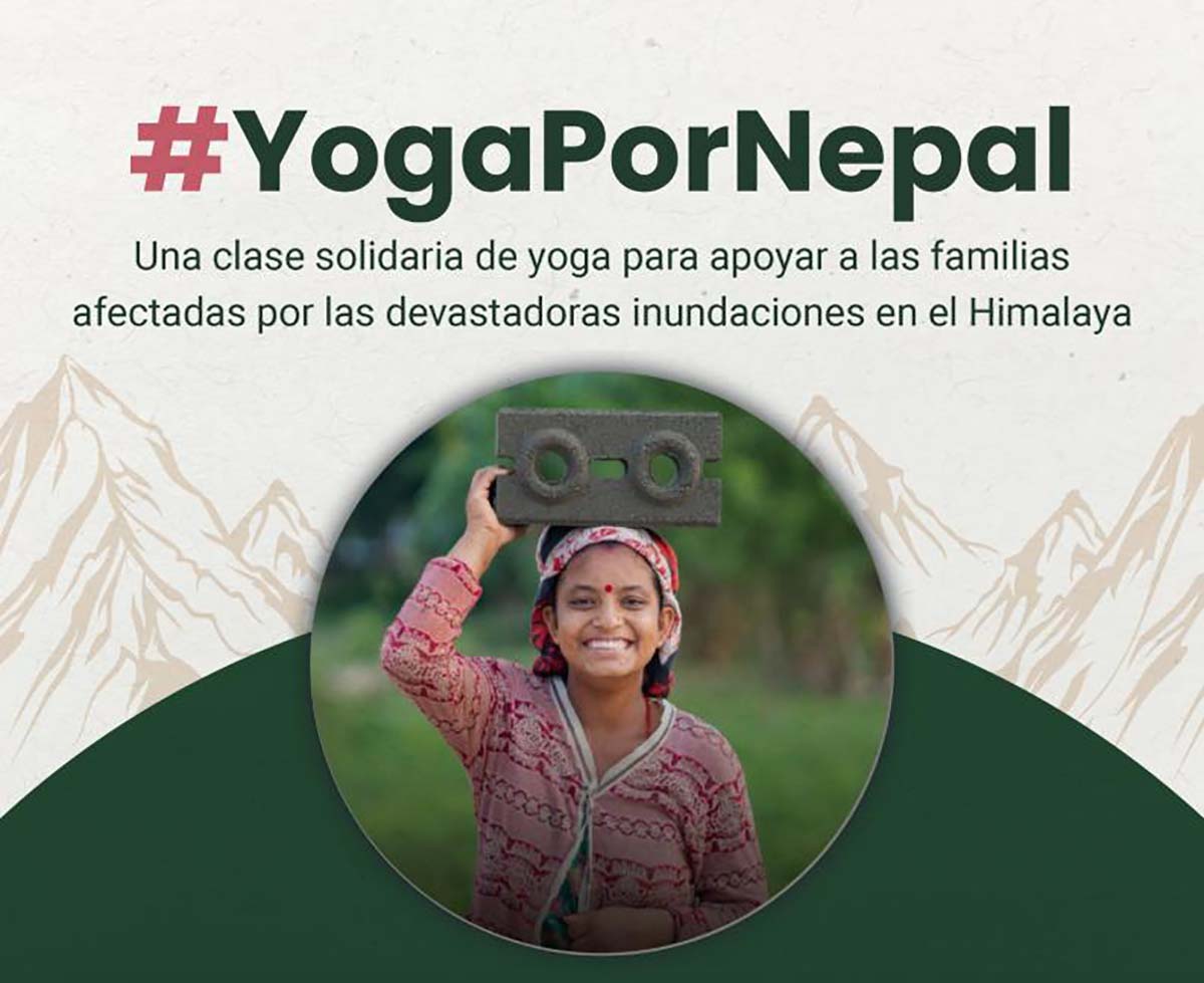 clase de yoga solidaria