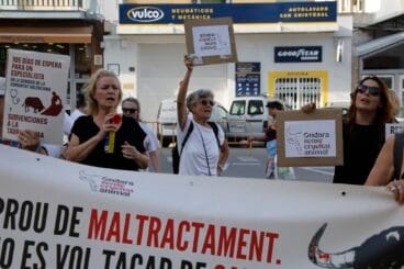 Concentración contra las corridas de toros en Ondara