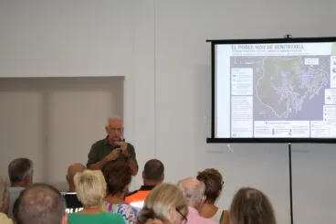 Ernesto Navarro imparte la jornada de autoprotección en Benitatxell