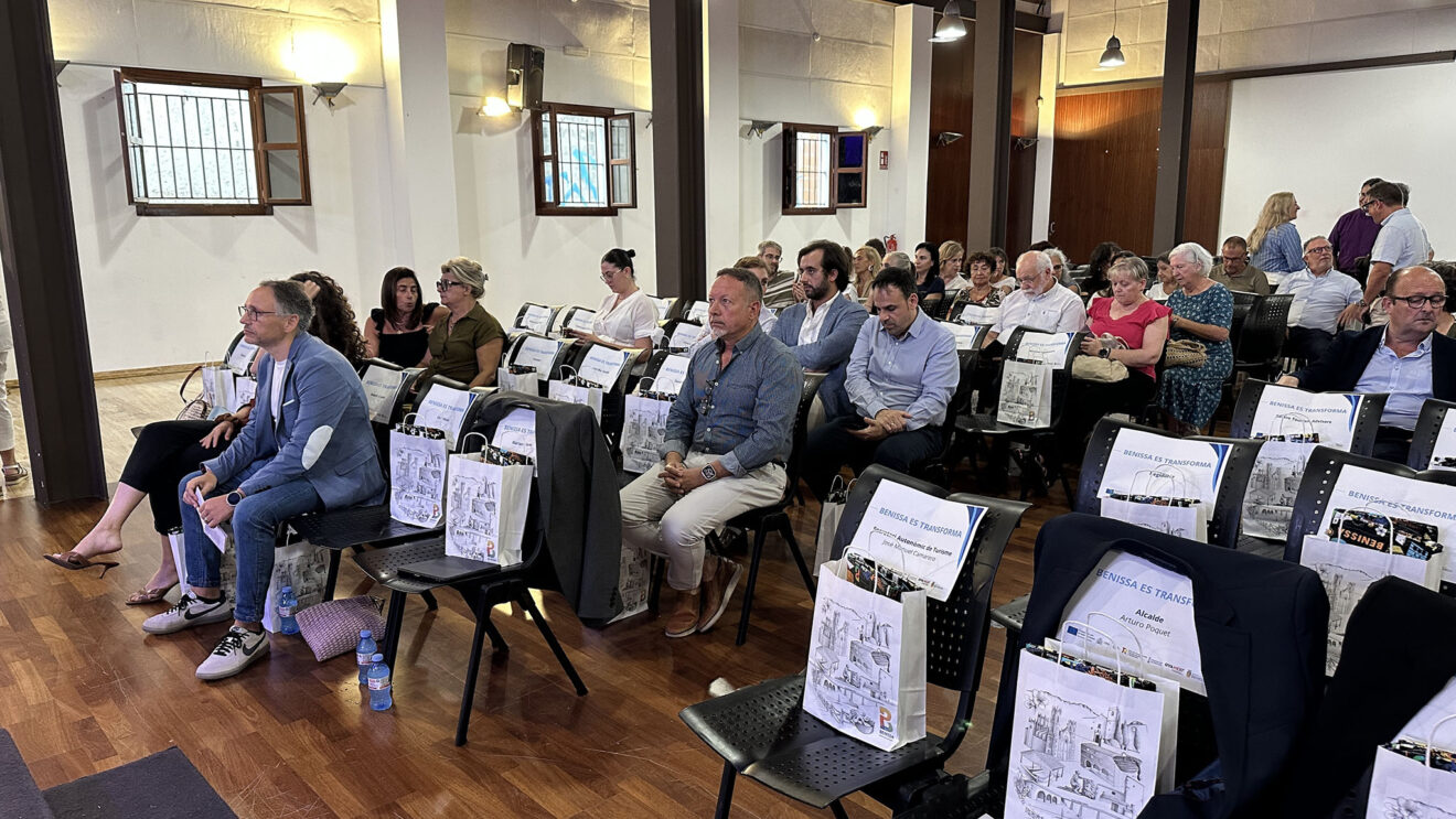 Gala 'Benissa es transforma' presenta el PSTD completado 02