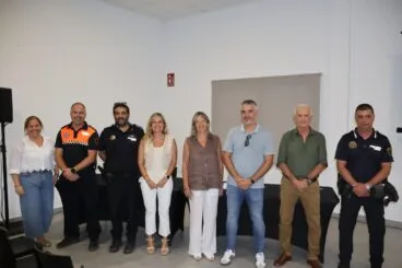 Autoridades y ponentes en la Jornada de Autoprotección de Benitatxell